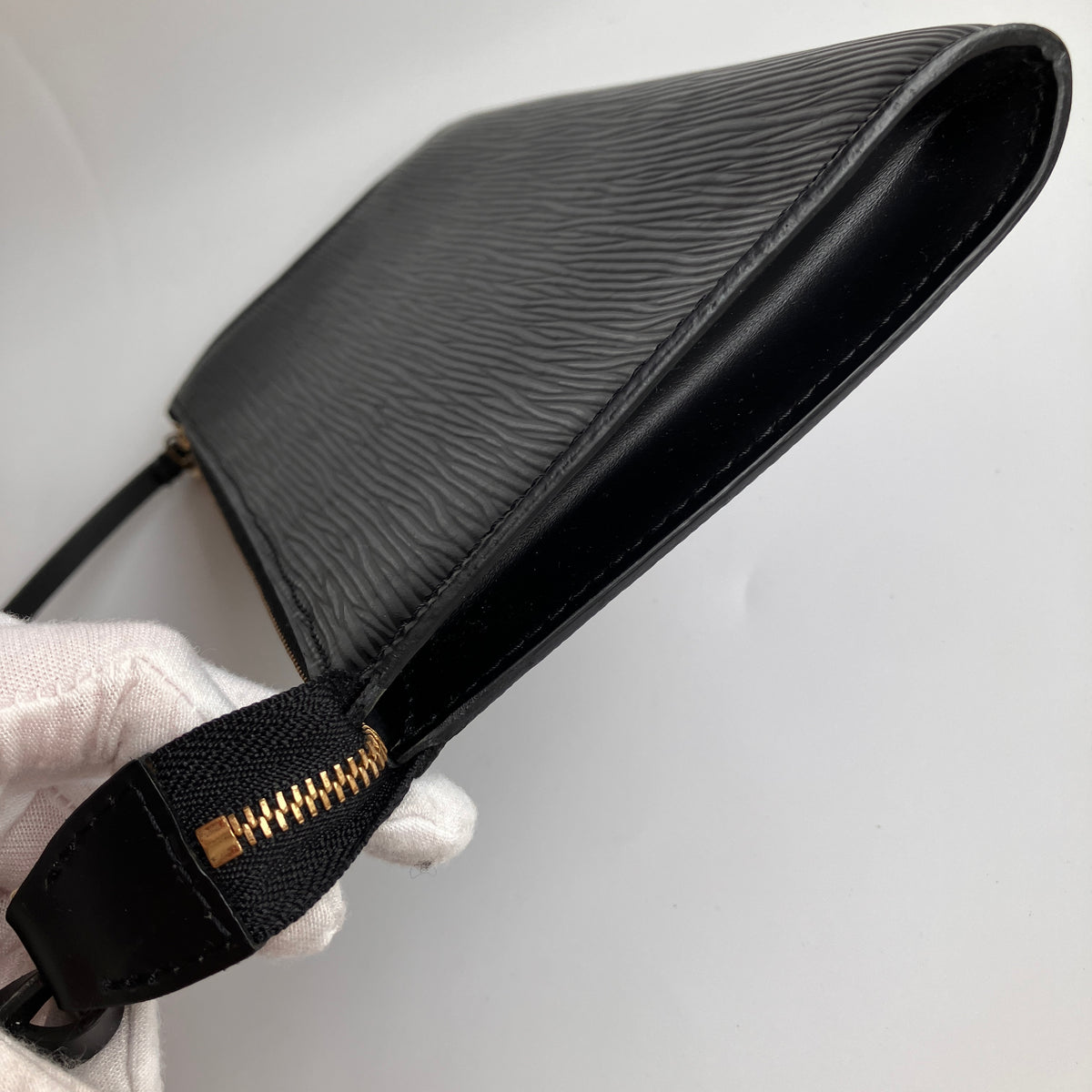 Louis Vuitton Epi Noir Pochette Accessories