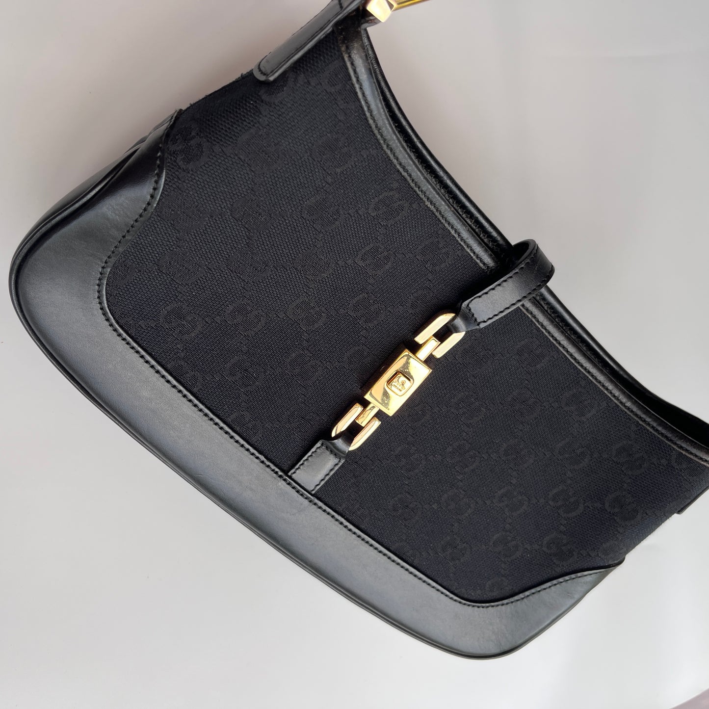 Gucci Vintage Jackie Chain Shoulder Bag