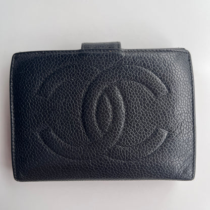 Chanel Vintage Bi-fold Caviar Wallet