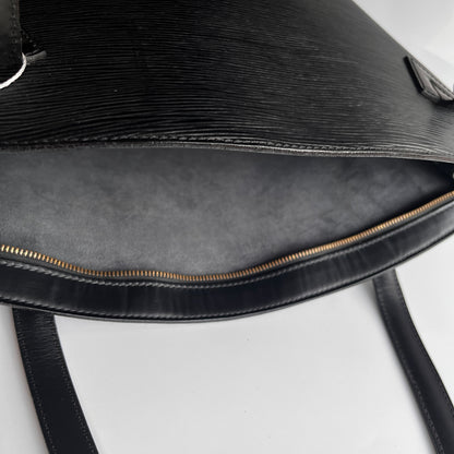 Louis Vuitton	Vintage Black Epi Saint Jacques GM Shoulder Bag