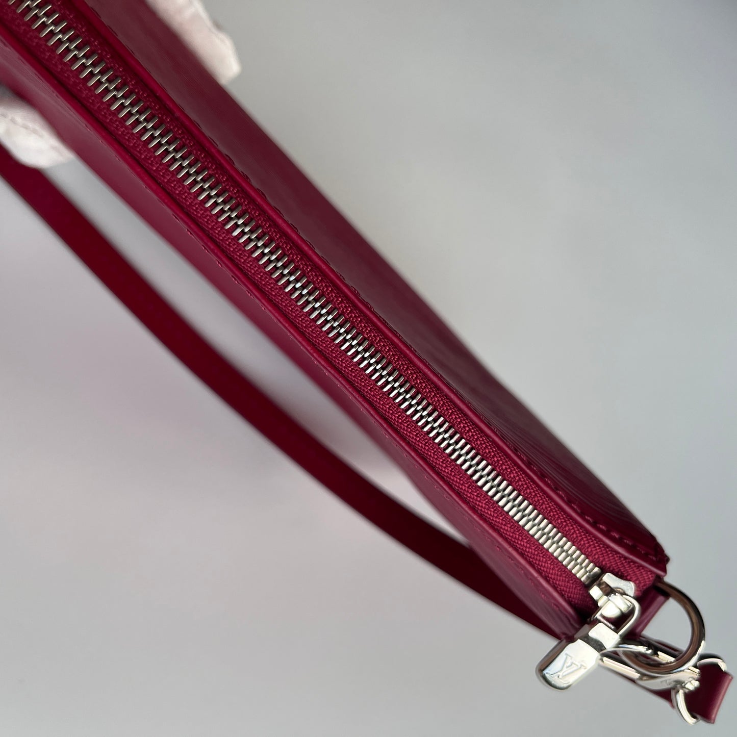 Louis Vuitton Fuchsia Pink Epi Pochette
