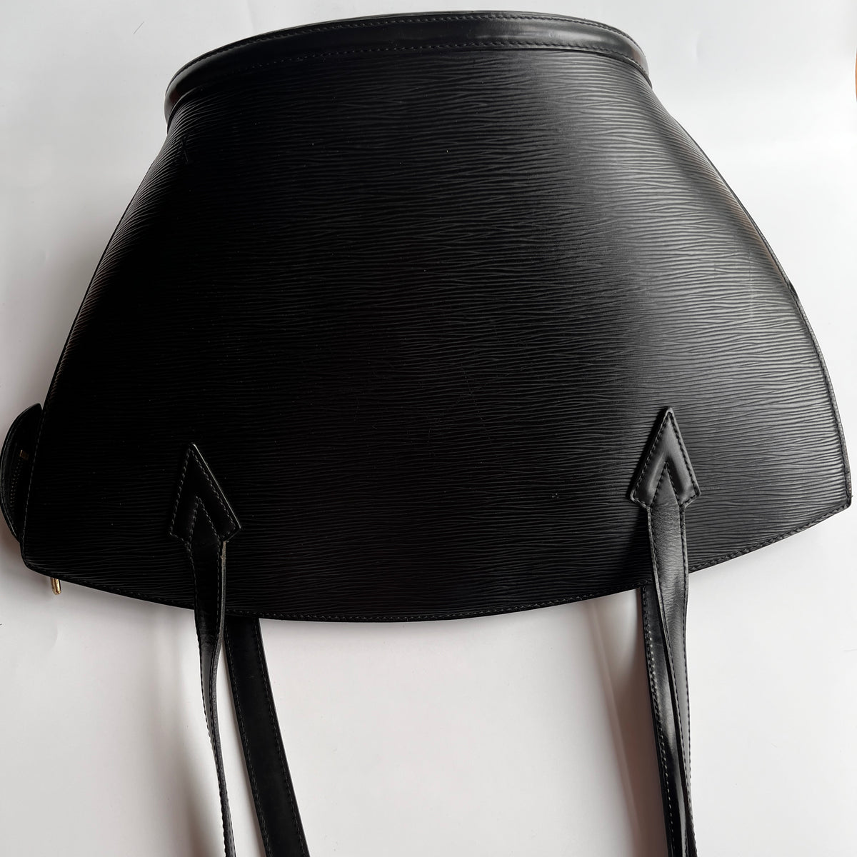 Louis Vuitton	Vintage Black Epi Saint Jacques GM Shoulder Bag