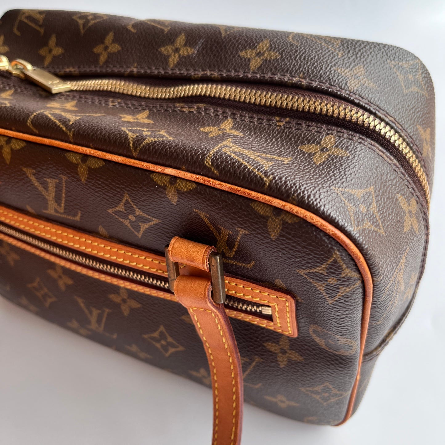 Louis Vuitton Cite MM Shoulder Bag