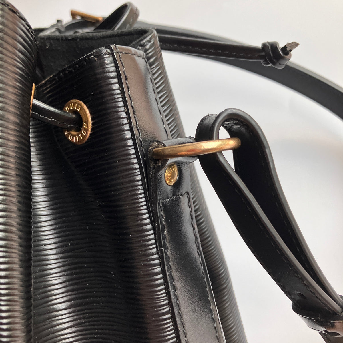 Louis Vuitton Vintage Petit Noé Black Epi Bucket Bag