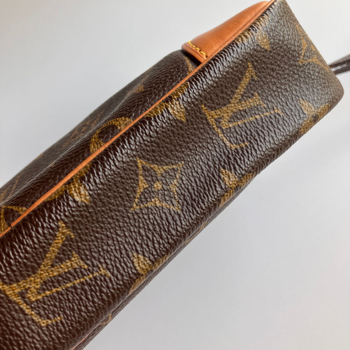 Louis Vuitton Vintage Marly Dragonne GM Clutch
