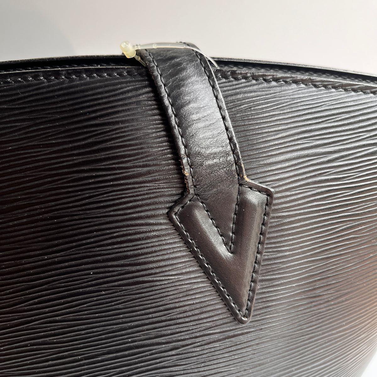 Louis Vuitton	Vintage Black Epi Saint Jacques GM Shoulder Bag
