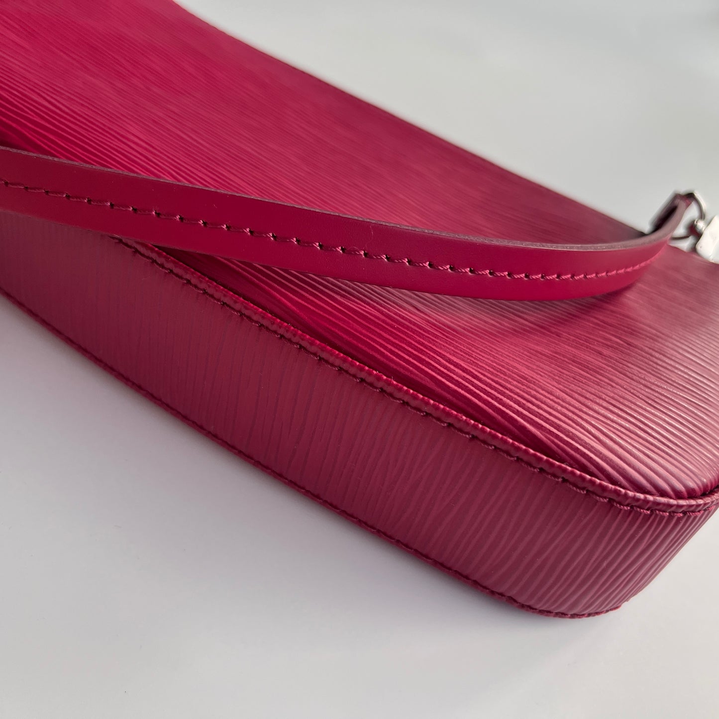 Louis Vuitton Fuchsia Pink Epi Pochette