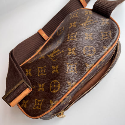 Louis Vuitton Unisex Gange crossbody/ waist/ bum bag