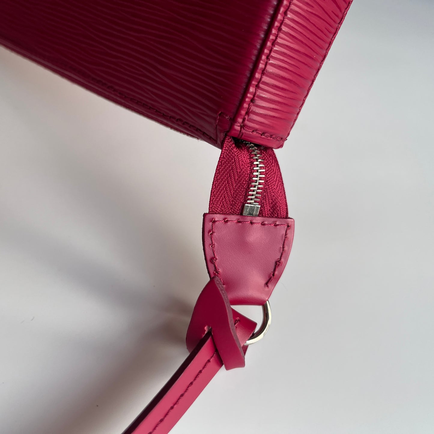 Louis Vuitton Fuchsia Pink Epi Pochette