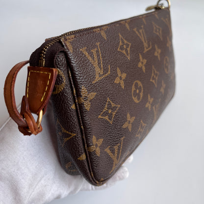 LV Vintage Monogram Pochette With Crossbody Strap
