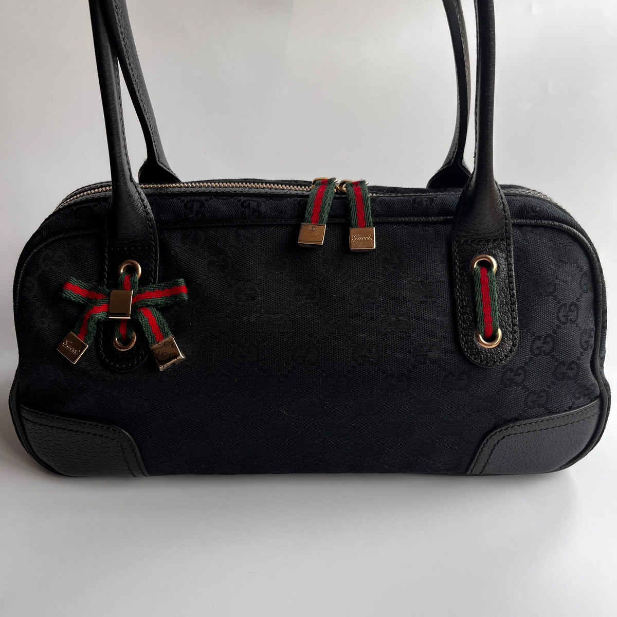 Gucci Princy Black Canvas Sherry Line Shoulder Bag