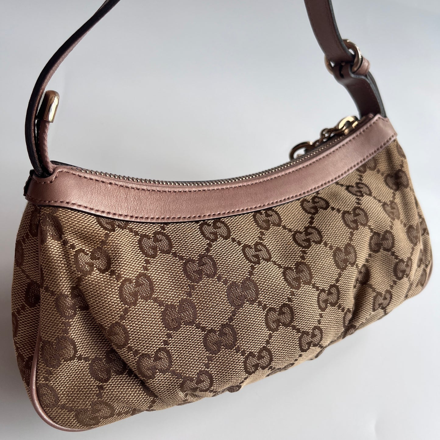 Gucci Lovely Charm GG Canvas Pochette