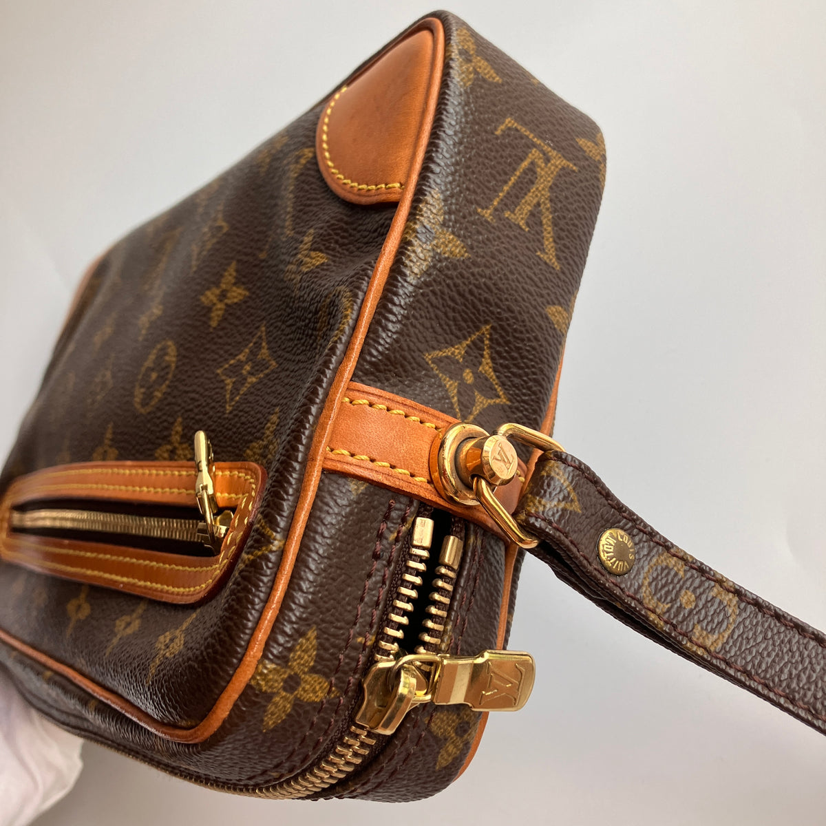 Louis Vuitton Vintage Marly Dragonne GM Clutch