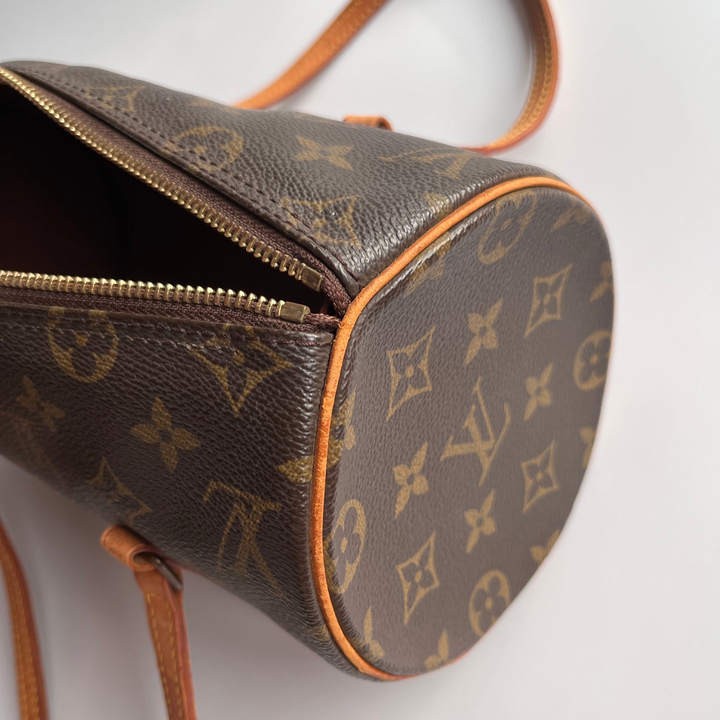 Louis Vuitton Papillon 26 Monogram Handbag