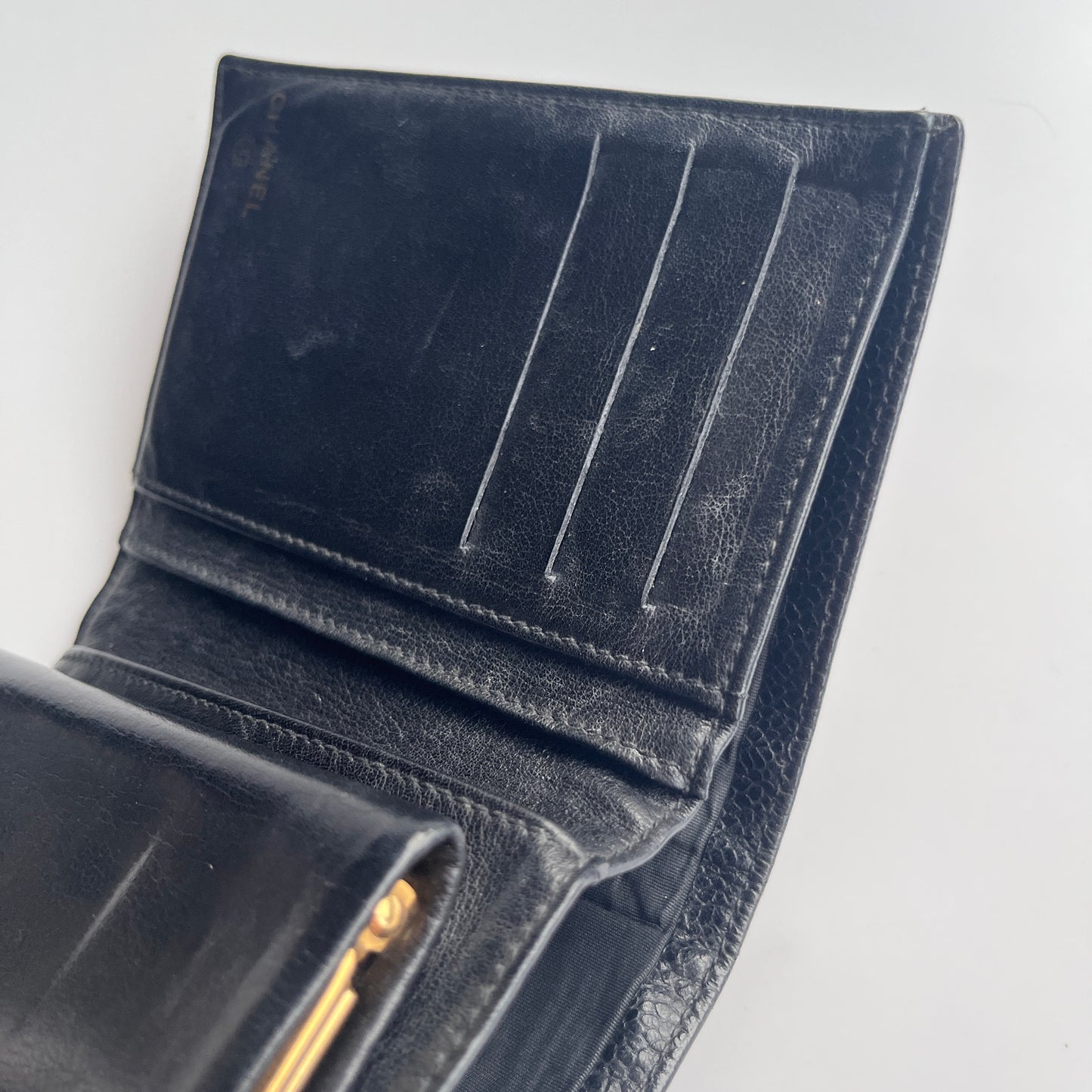 Chanel Vintage Bi-fold Caviar Wallet