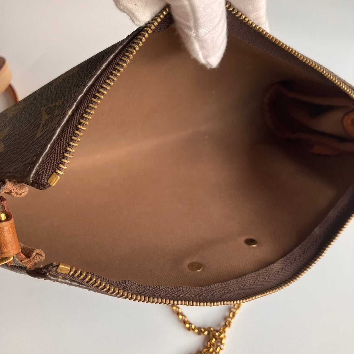 Louis Vuitton Eva PM Monogram Clutch/ Crossbody Bag