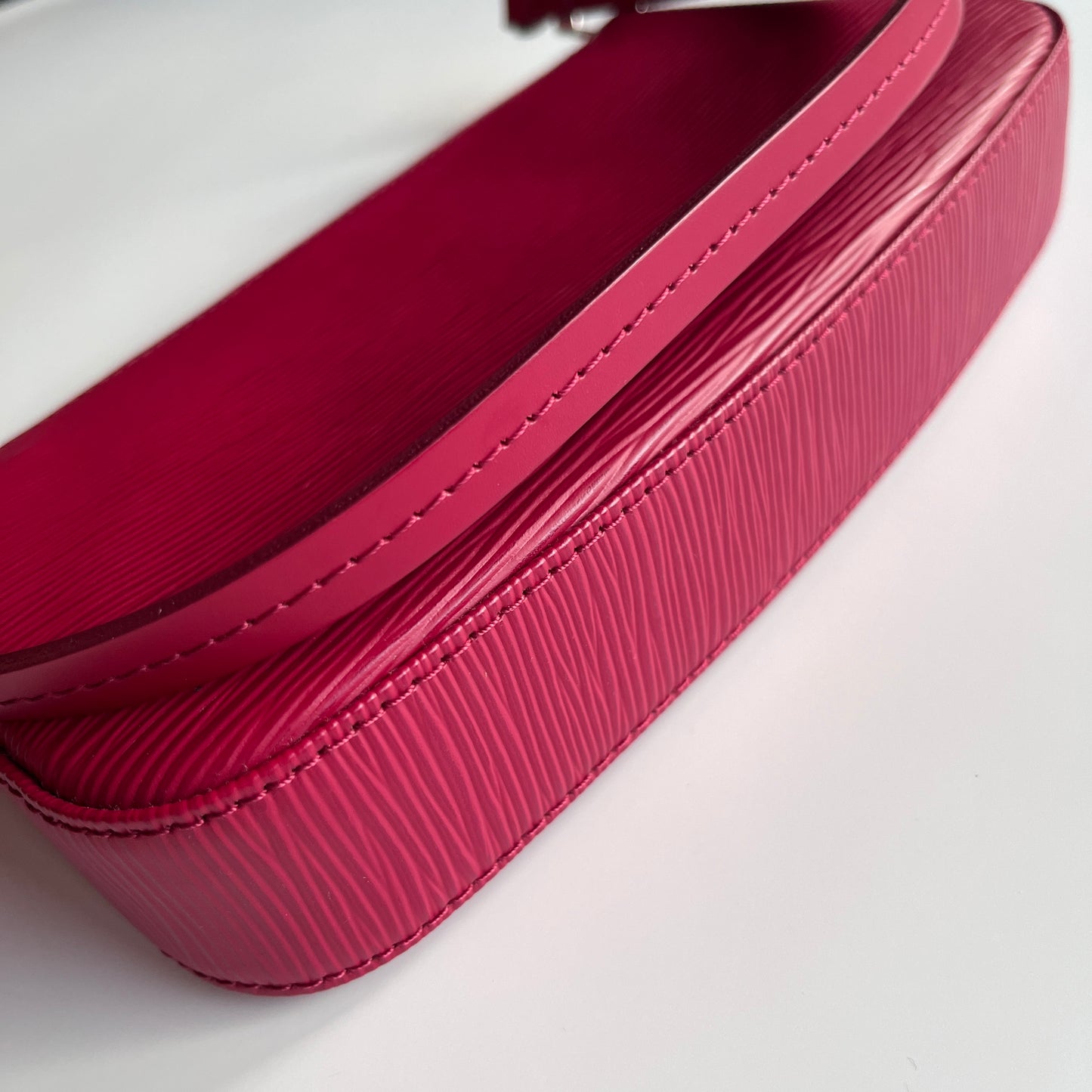 Louis Vuitton Fuchsia Pink Epi Pochette