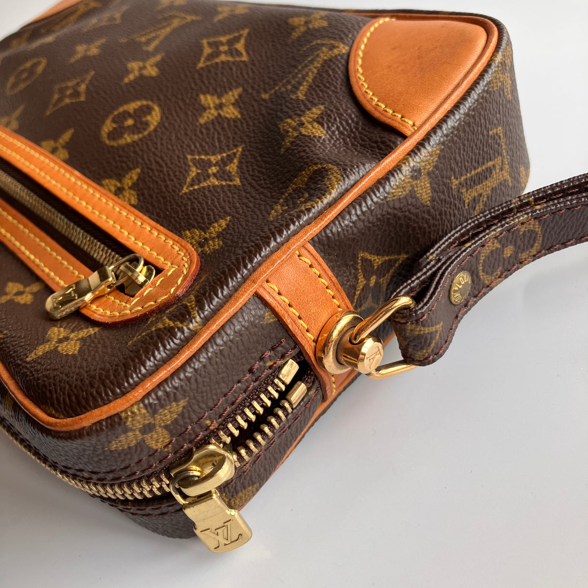 Louis Vuitton Vintage Marly Dragonne GM Clutch
