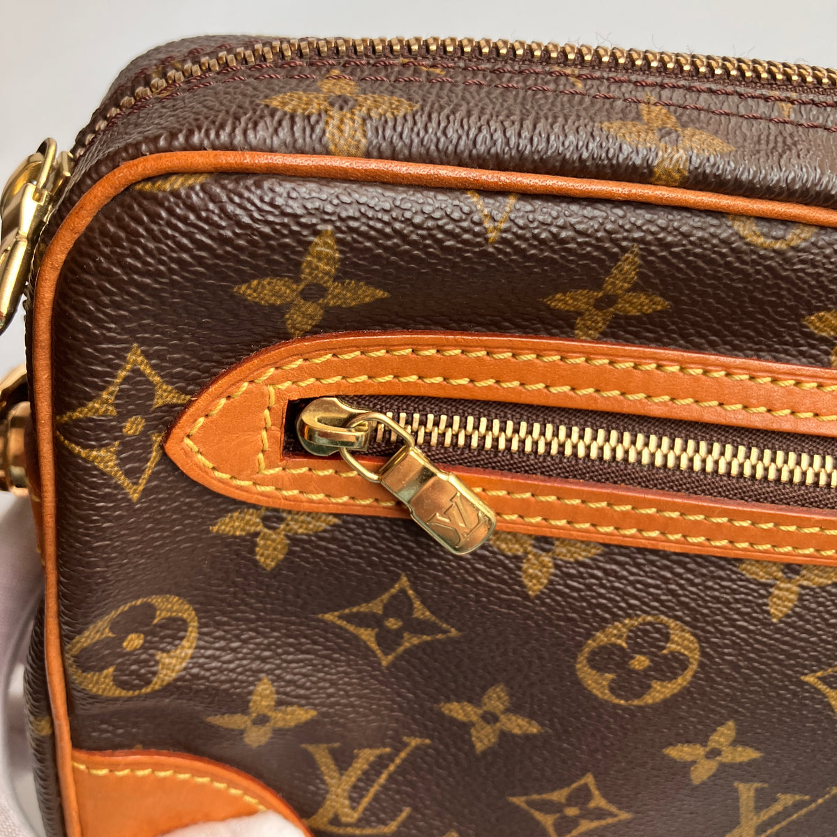 Louis Vuitton Vintage Marly Dragonne GM Clutch