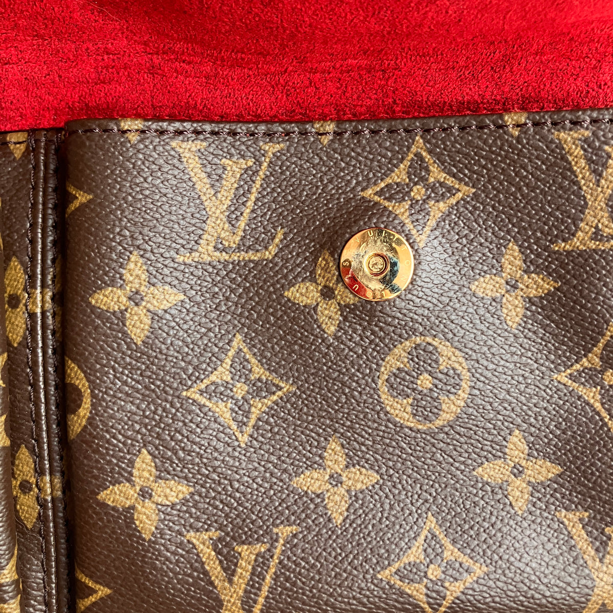 Louis Vuitton Viva Cite MM Shoulder Bag