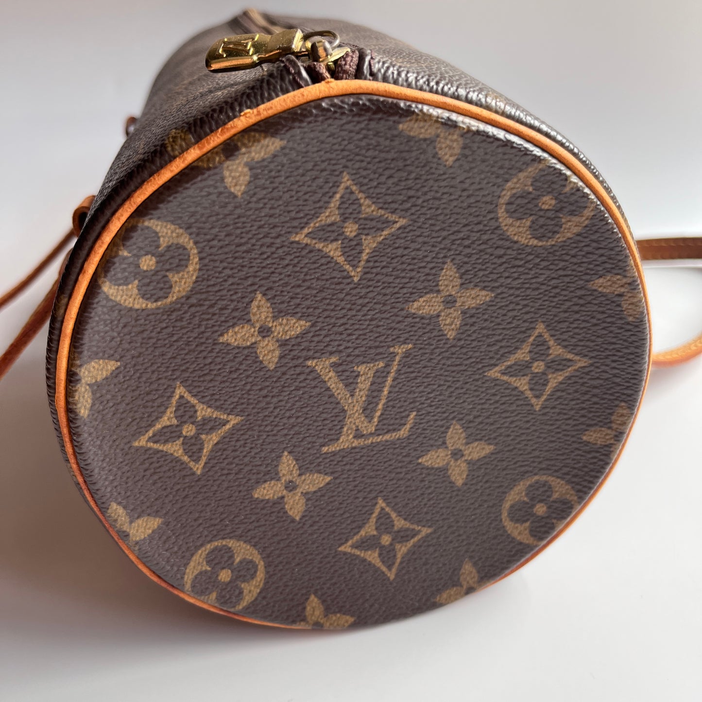 Louis Vuitton Papillon 26 Monogram Handbag