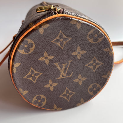 Louis Vuitton Papillon 26 Monogram Handbag