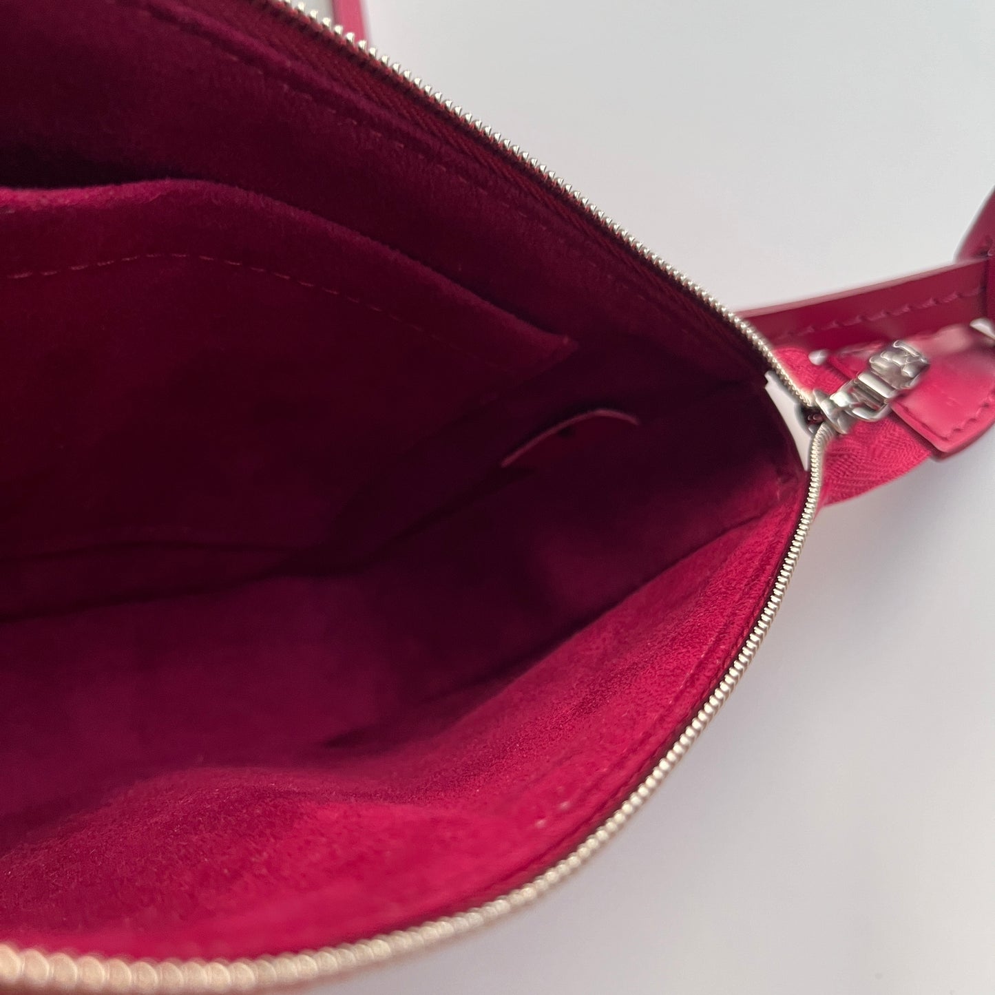 Louis Vuitton Fuchsia Pink Epi Pochette