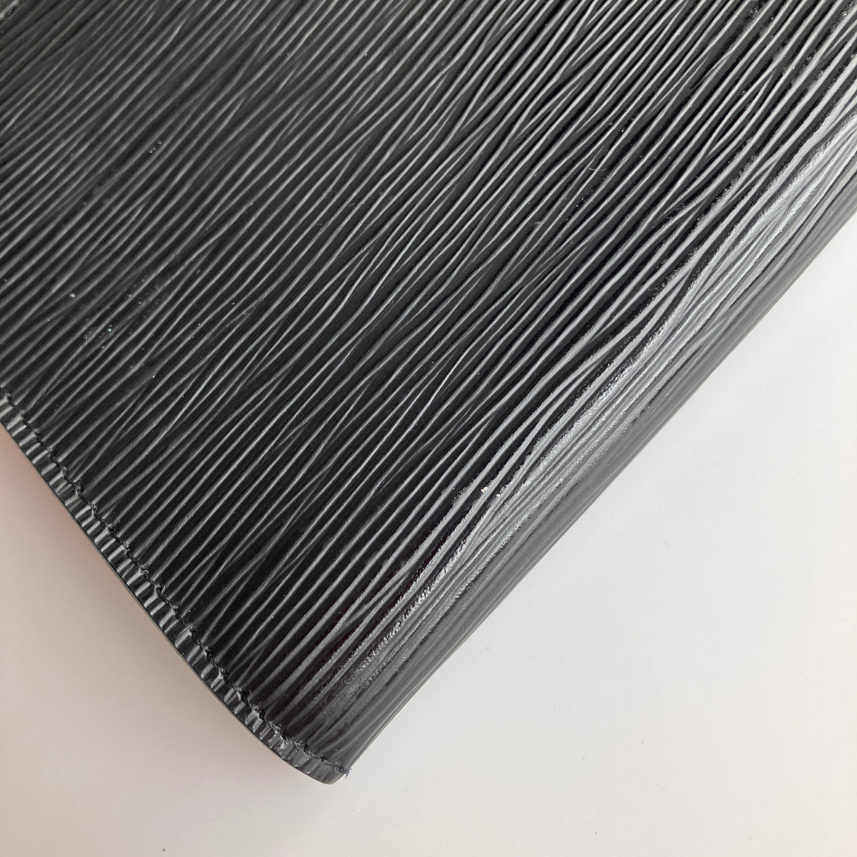 Louis Vuitton Epi Noir Pochette Accessories