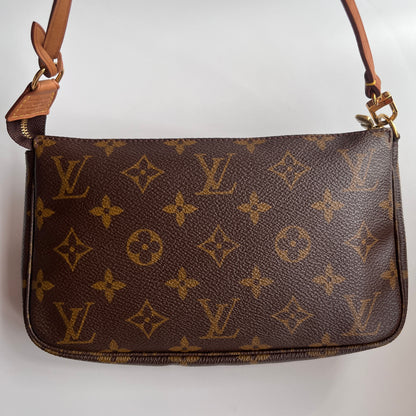 Louis Vuitton Vintage Monogram Pochette