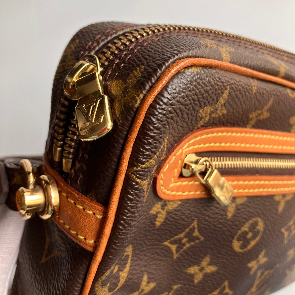 Louis Vuitton Vintage Marly Dragonne GM Clutch
