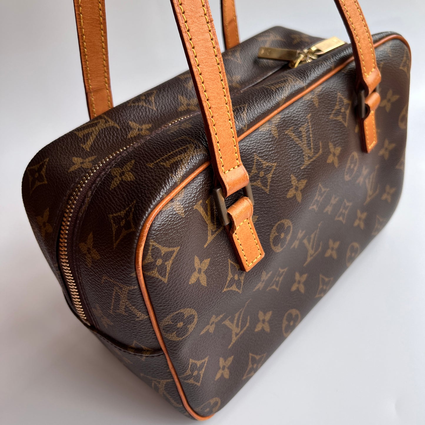Louis Vuitton Cite MM Shoulder Bag