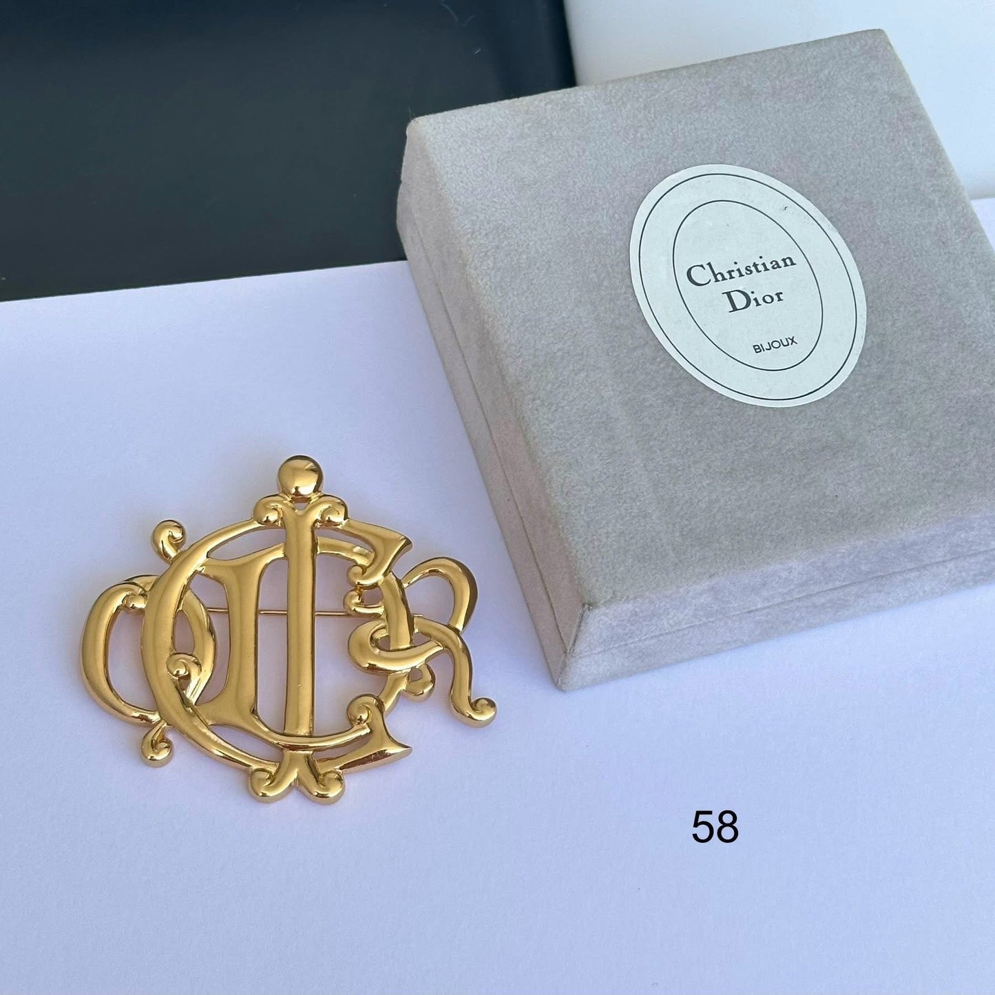 CD rare brooch vinrage