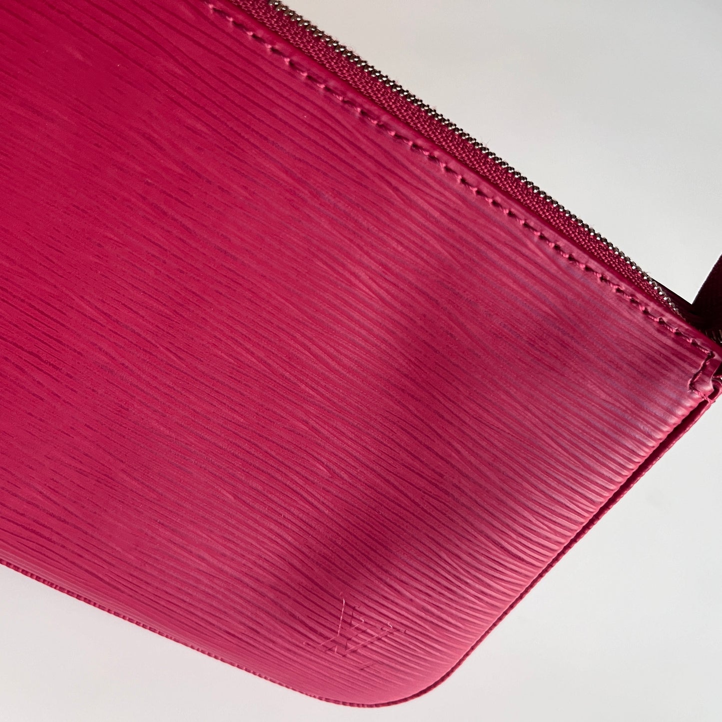 Louis Vuitton Fuchsia Pink Epi Pochette
