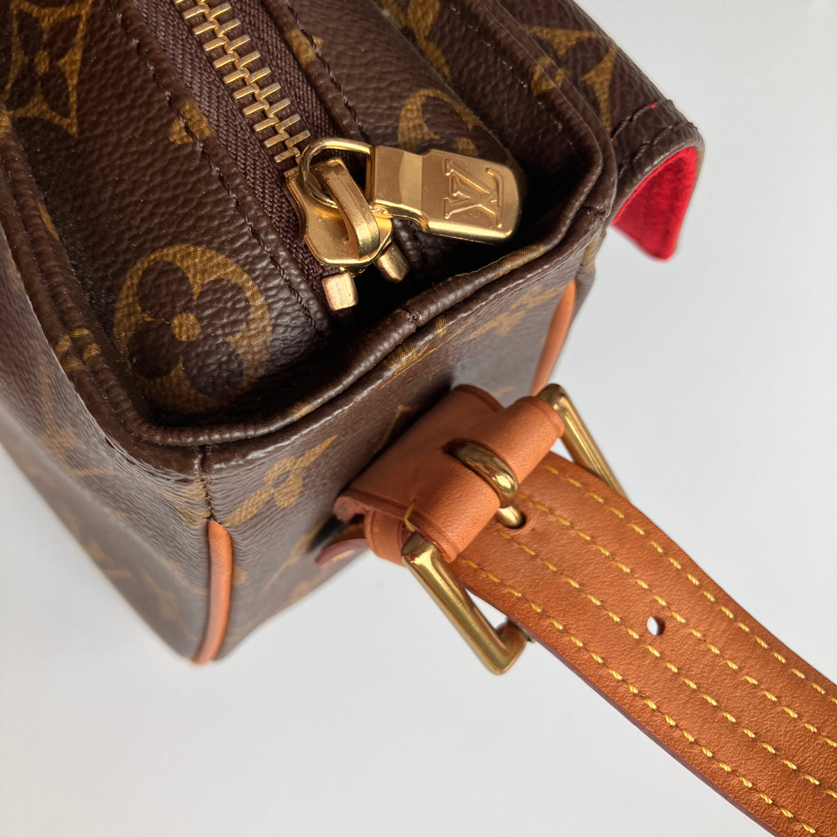 Louis Vuitton Viva Cite MM Shoulder Bag