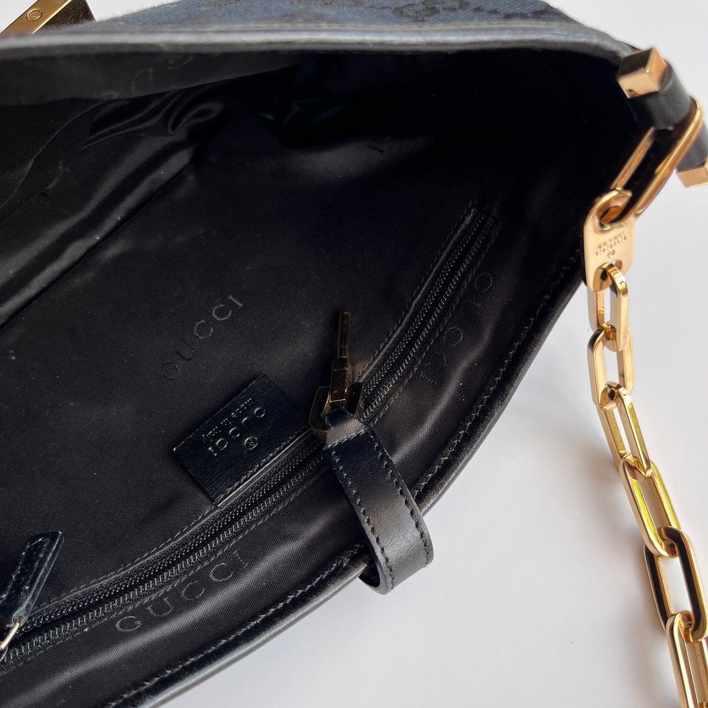 Gucci Vintage Jackie Chain Shoulder Bag