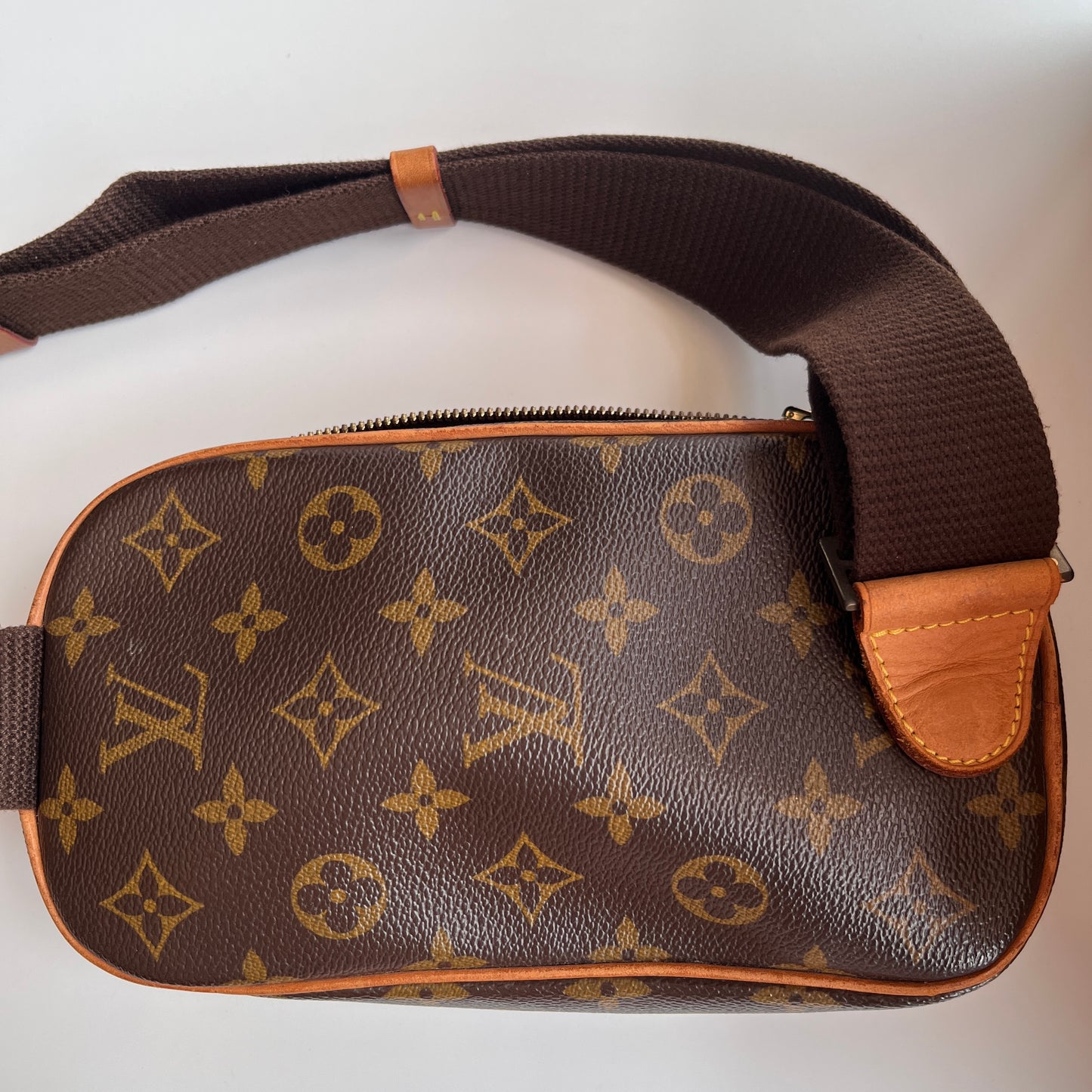 Louis Vuitton Unisex Gange crossbody/ waist/ bum bag