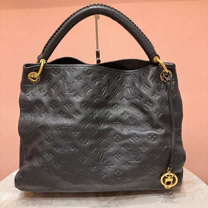 Louis Vuitton Artsy Black MM Bag