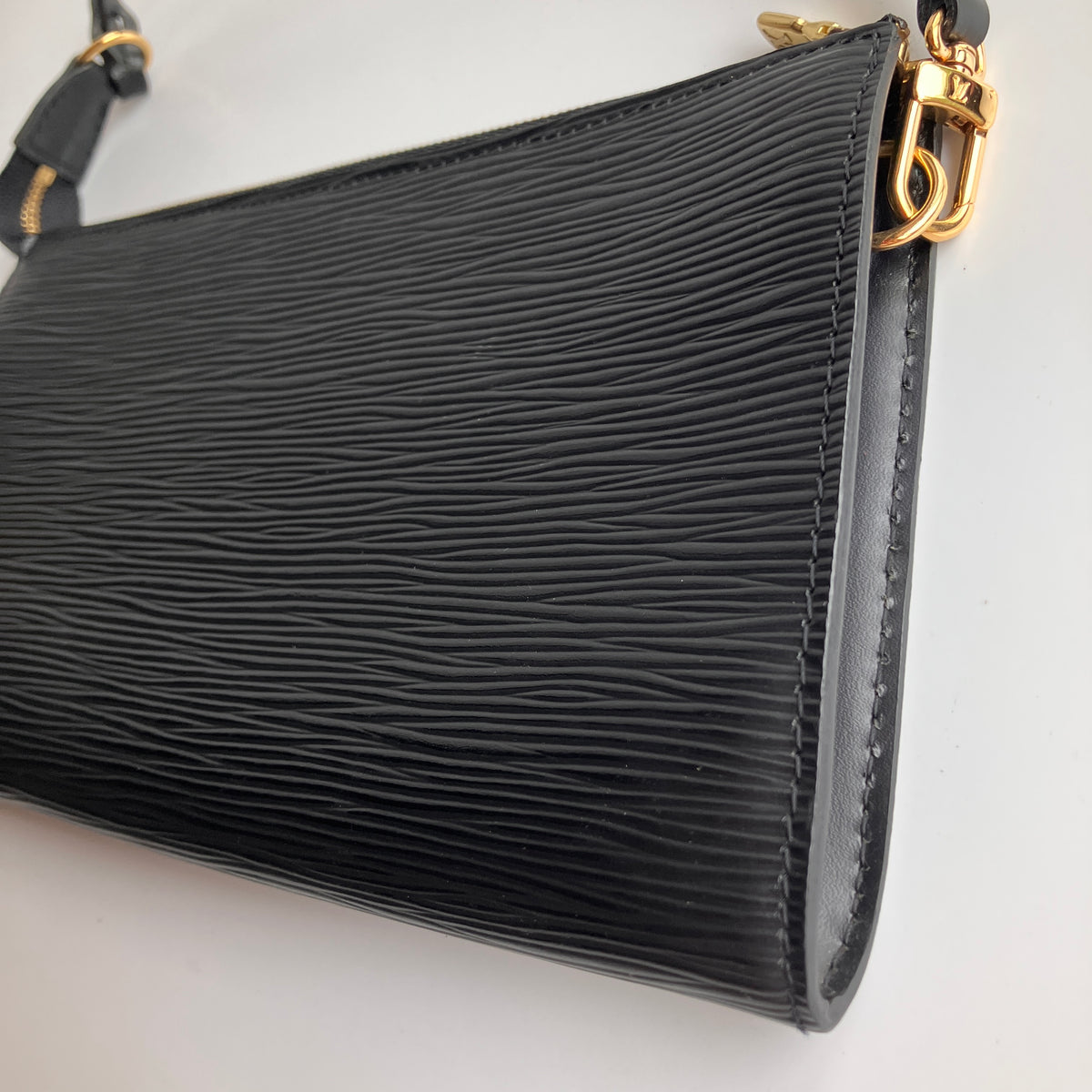 Louis Vuitton Epi Noir Pochette Accessories