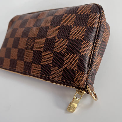 Louis Vuitton Bucket Pouch/ Pochette (No strap)