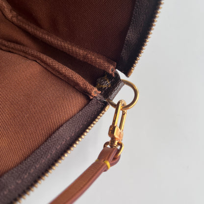 Louis Vuitton Vintage Monogram Pochette