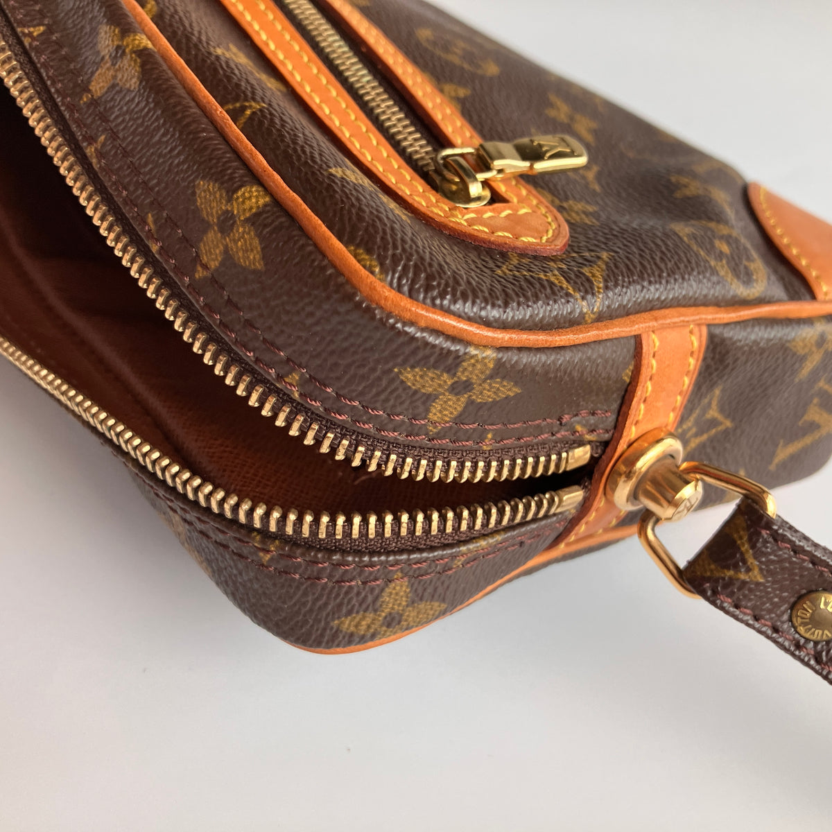 Louis Vuitton Vintage Marly Dragonne GM Clutch