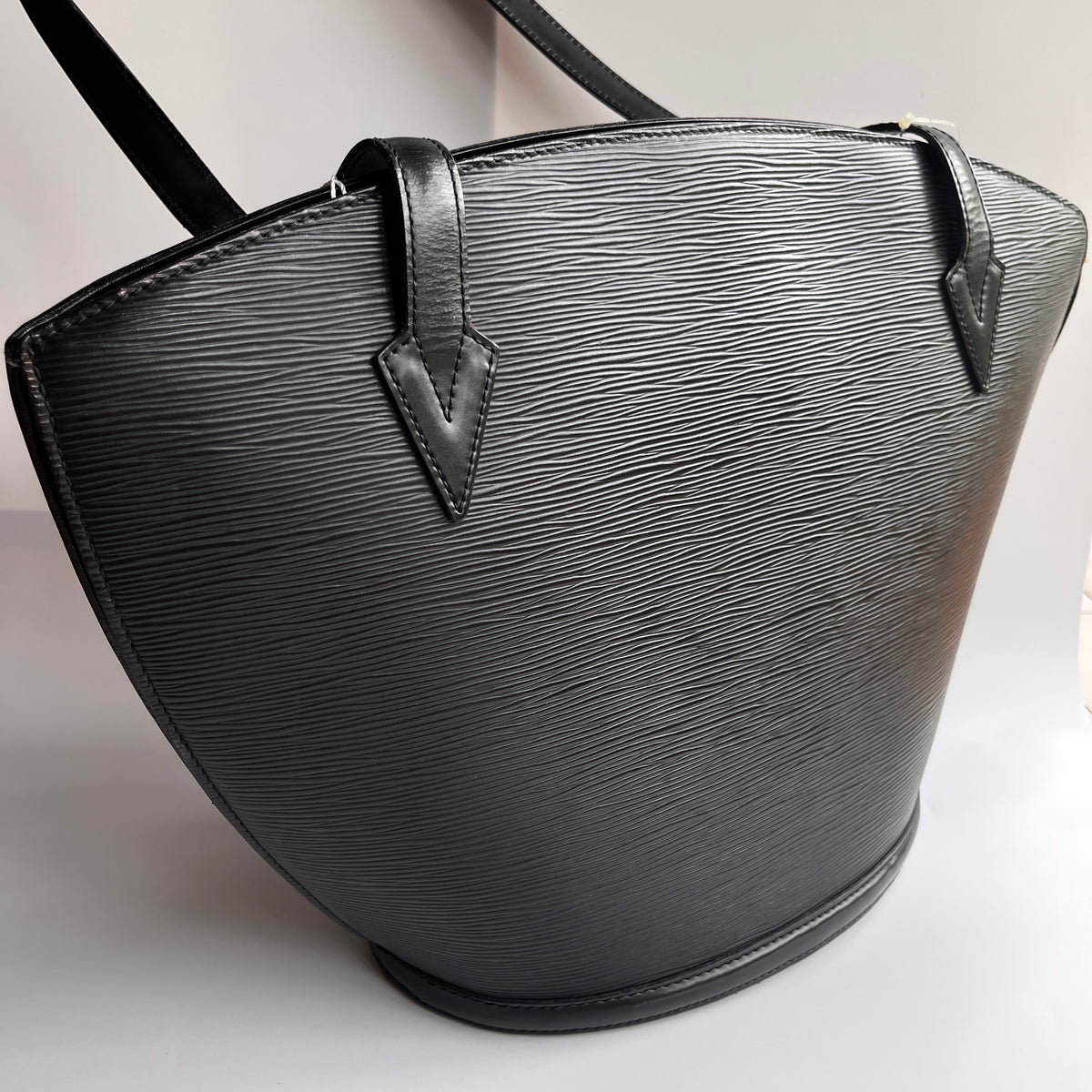 Louis Vuitton	Vintage Black Epi Saint Jacques GM Shoulder Bag
