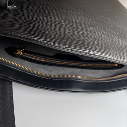 Louis Vuitton	Vintage Black Epi Saint Jacques GM Shoulder Bag