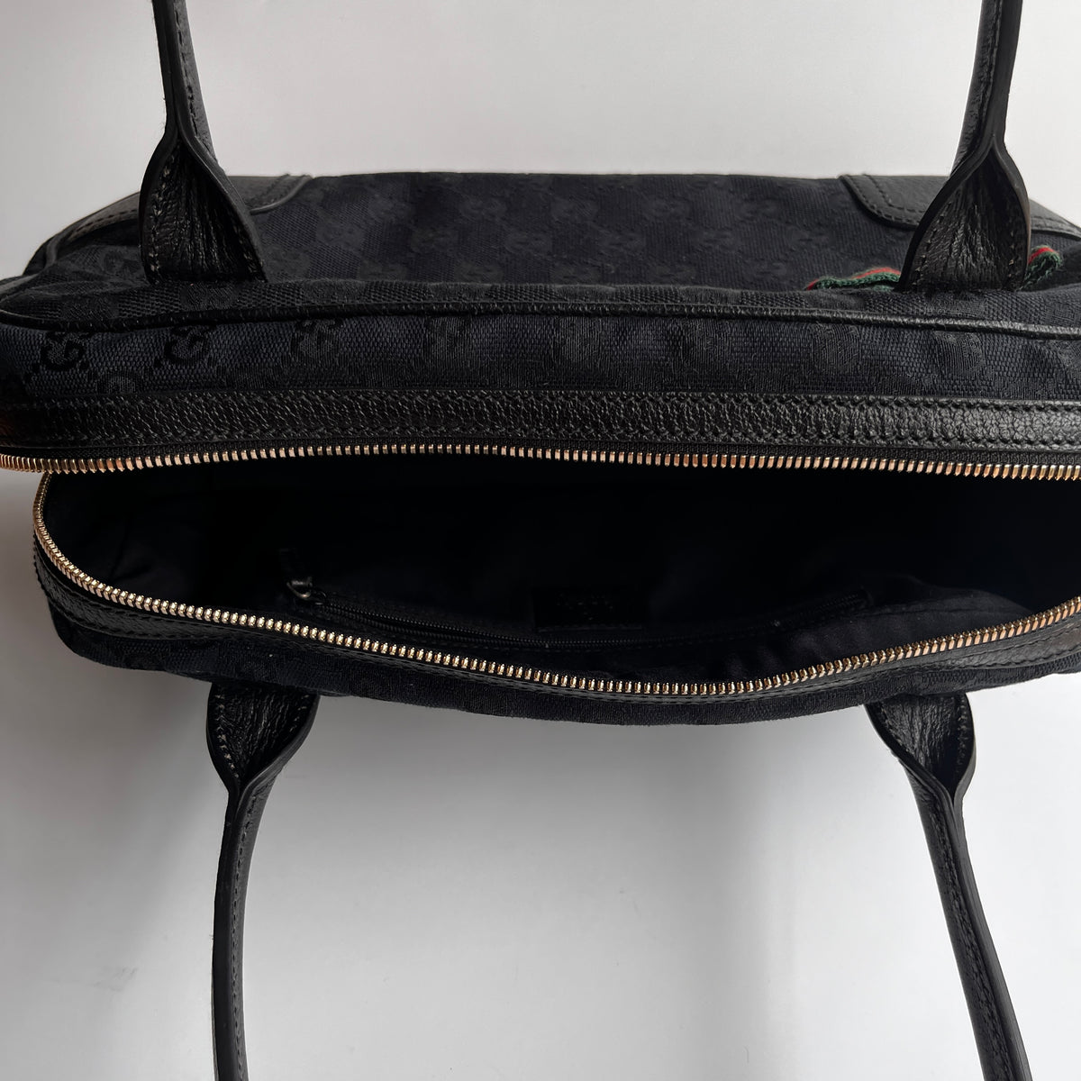 Gucci Princy Black Canvas Sherry Line Shoulder Bag