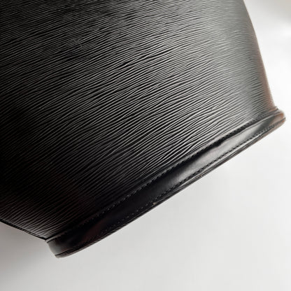 Louis Vuitton	Vintage Black Epi Saint Jacques GM Shoulder Bag