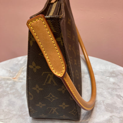 Louis Vuitton Vintage Looping MM Monogram Shoulder Bag