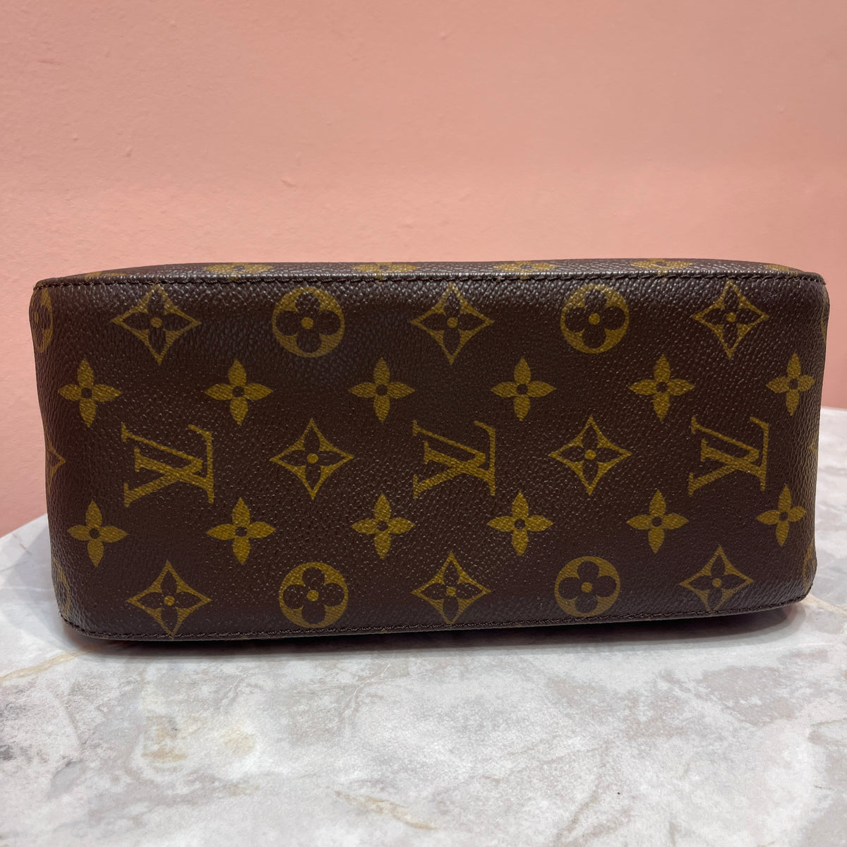 Louis Vuitton Vintage Looping MM Monogram Shoulder Bag