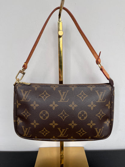 Louis Vuitton Vintage Monogram Pochette