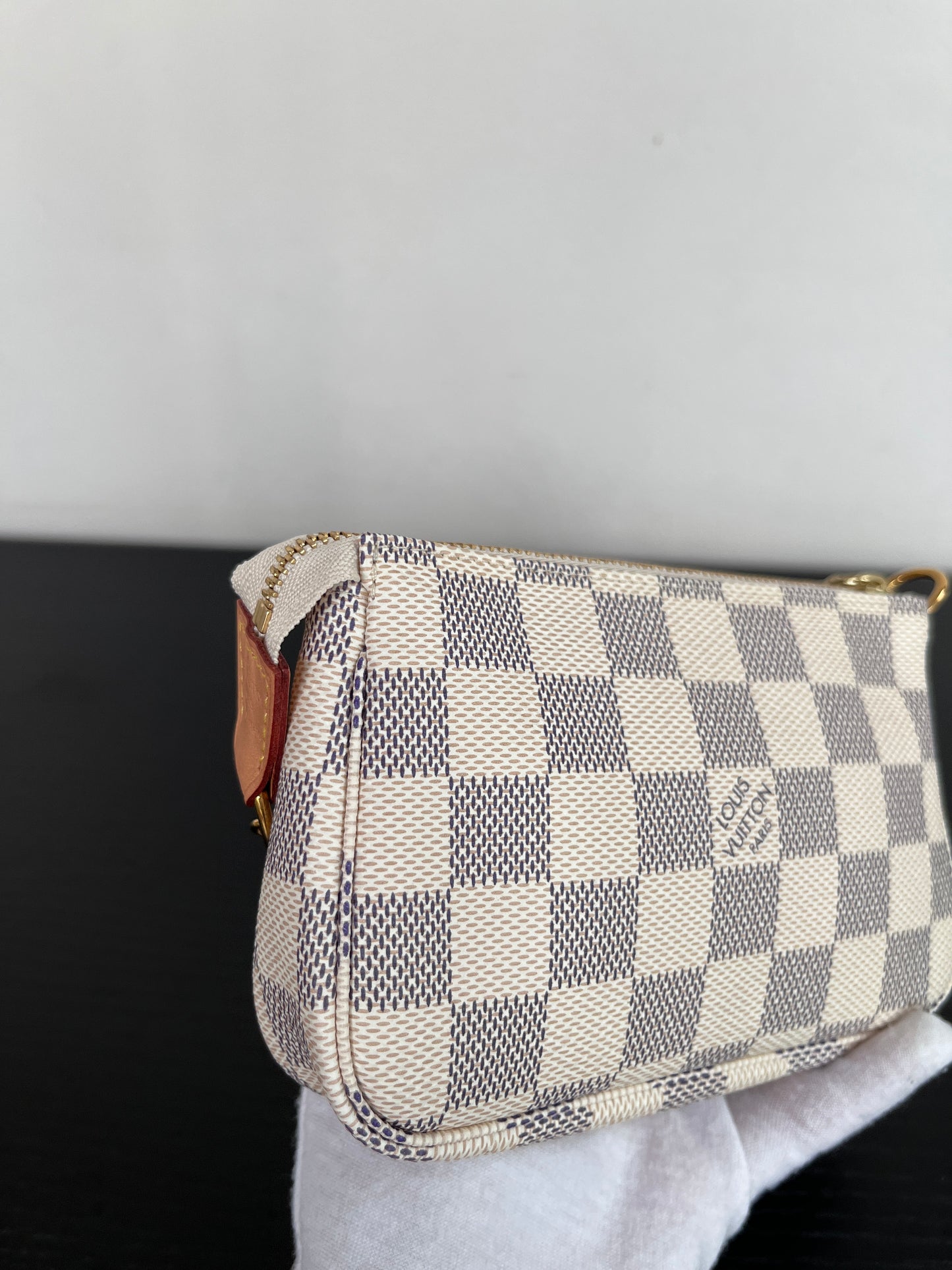 Louis Vuitton 2020 Mini Pochette Accessoires Damier Azur