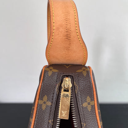 Louis Vuitton Vintage Croissant MM Shoulder Bag
